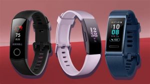 Should You Choose a Smartwatch or a Fitness Tracker?