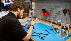 iPhone Repair Options: Apple-Certified Solutions